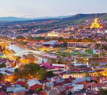 لماذا السفر إلى جورجيا